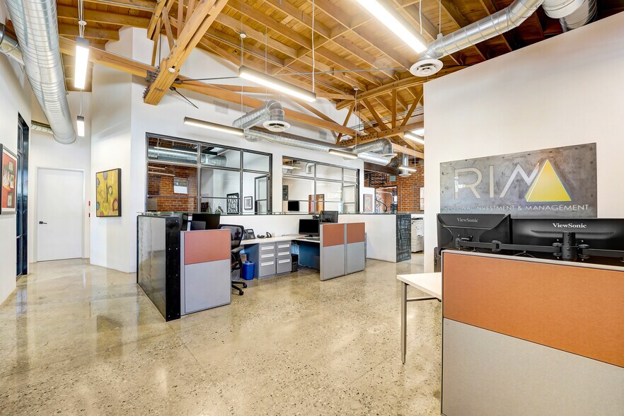 More Photos Of 6122 Washington Blvd, Culver City Office For Sale