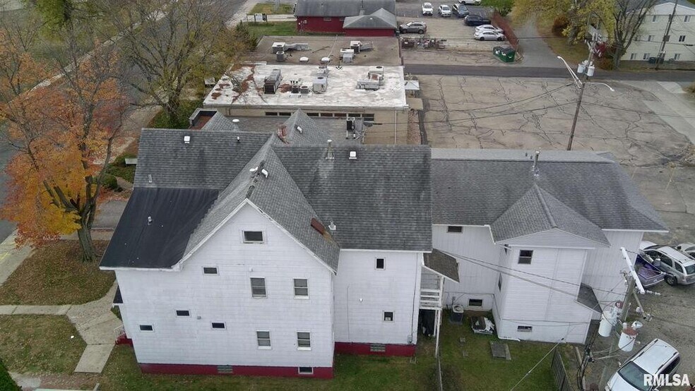 More Photos Of 1209 North St, Peoria Apartments For Sale