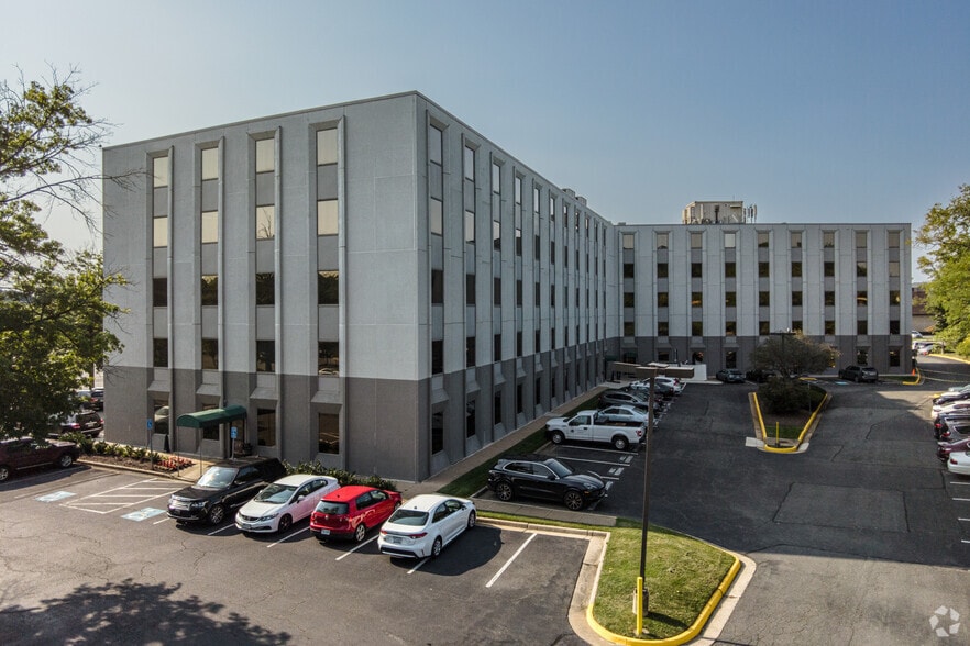 More Photos Of 10400 Eaton Pl, Fairfax Office For Lease