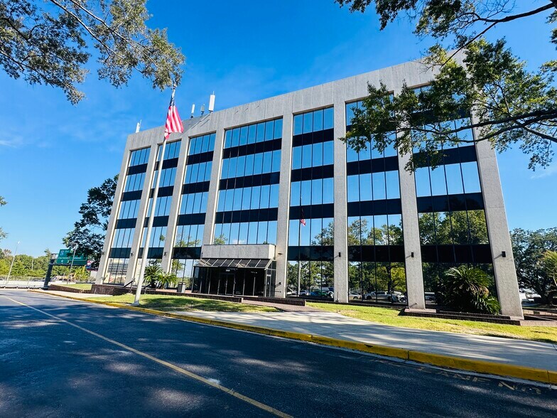 Primary Photo Of 5900 Core Rd, North Charleston Medical For Lease