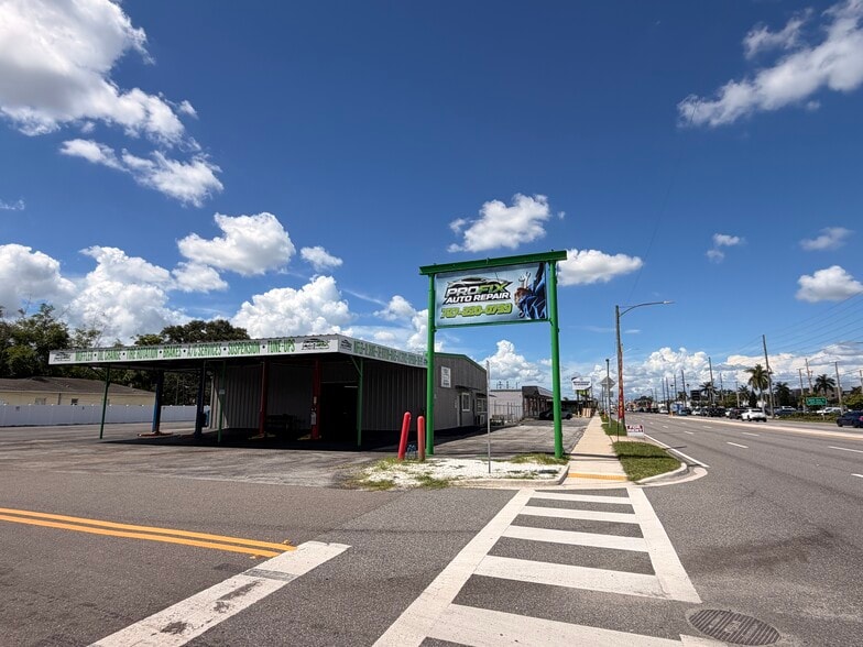 More Photos Of 5100 34th St N, Saint Petersburg Auto Repair For Sale
