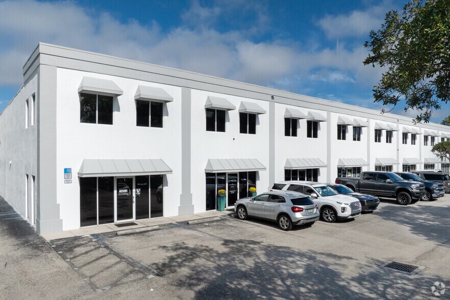Primary Photo Of 1085 Business Ln, Naples Light Manufacturing For Lease