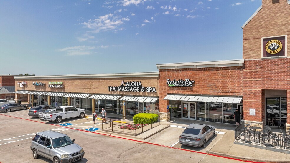 More Photos Of 2717 Cross Timbers Rd, Flower Mound Storefront For Lease