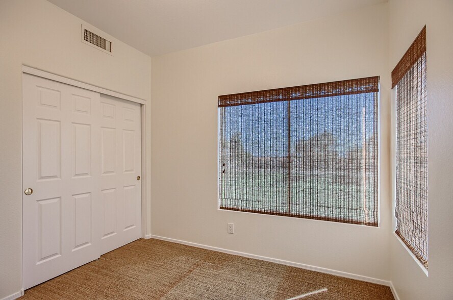 More Photos Of 8805 S 51st St, Phoenix Apartments For Sale