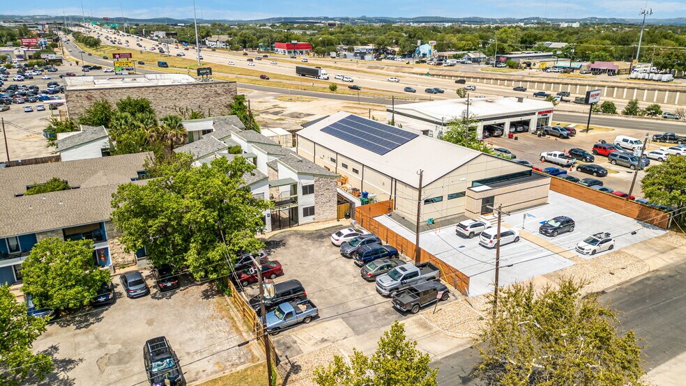 More Photos Of 4314 Gillis St, Austin Apartments For Sale