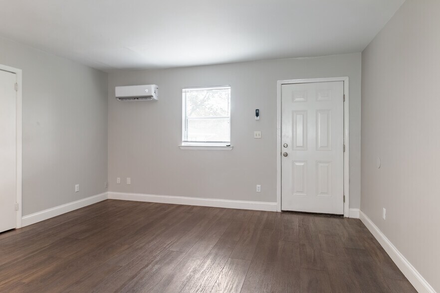 More Photos Of 3700 Cherryton Dr, Chattanooga Apartments For Sale