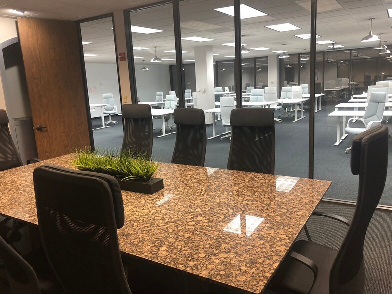 More Photos Of 16800 Imperial Valley Dr, Houston Office For Sale