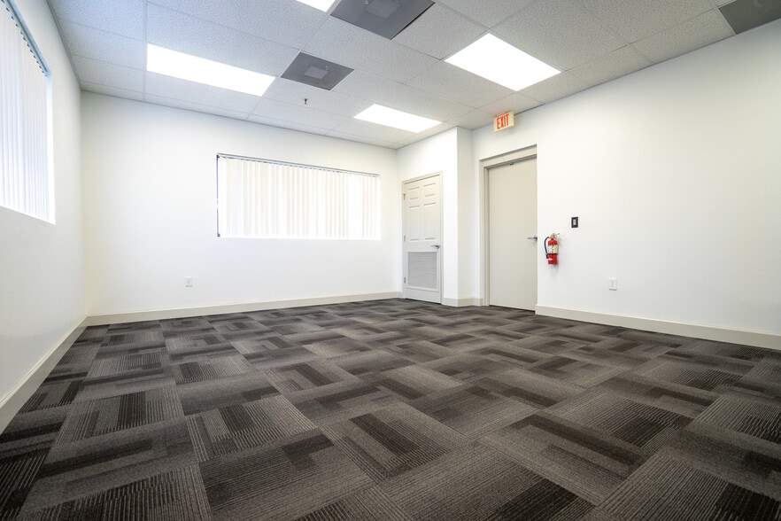 More Photos Of 1270 Upsala Rd, Sanford Office For Lease