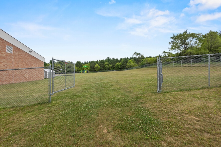 More Photos Of 414 S Church St, Endeavor Schools For Sale