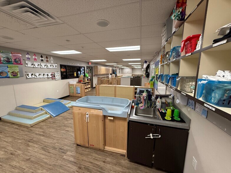 More Photos Of 5211 13th St, Lubbock Daycare Center For Sale