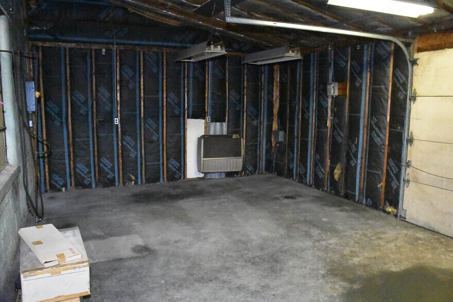 More Photos Of 136 Smith st, Cochranton Industrial For Sale