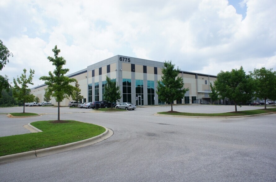 More Photos Of 6761-6775 Jefferson Metropolitan Pky, McCalla Warehouse For Lease