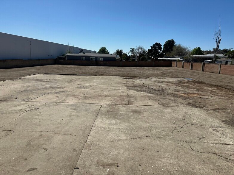 Primary Photo Of 13241 Bradley Ave, Sylmar Land For Lease
