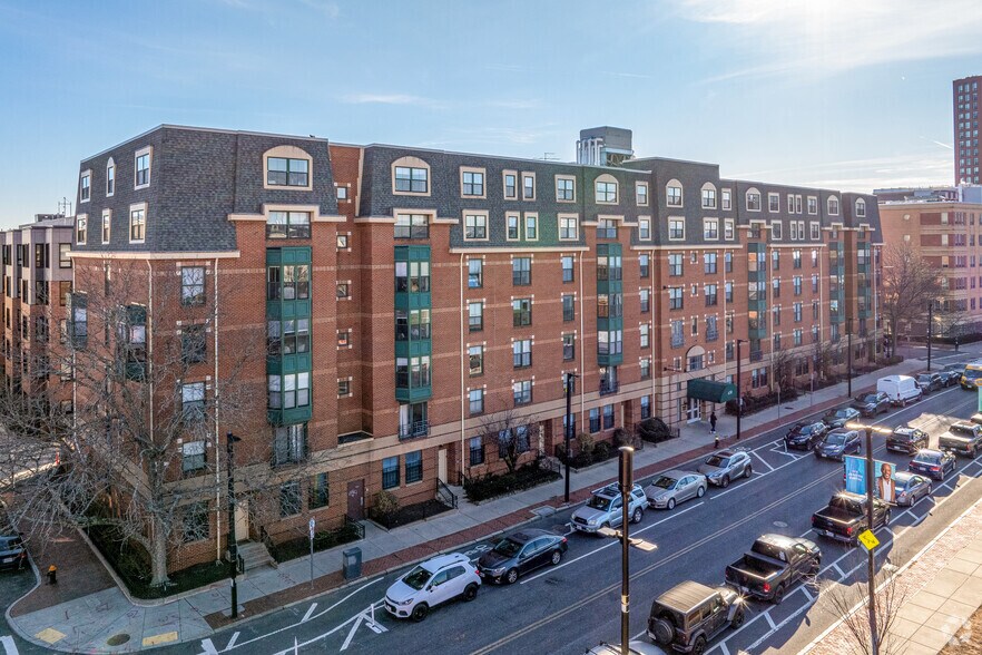 Primary Photo Of 801 Tremont St, Boston Apartments For Lease