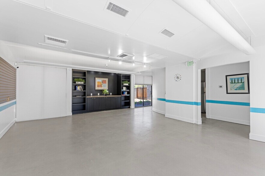 More Photos Of 2336 Pearl St, Boulder Office For Sale