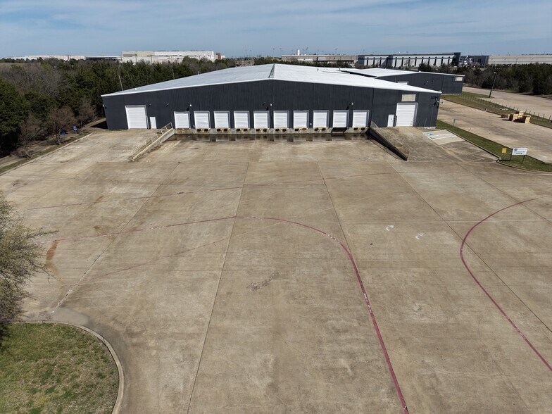 Primary Photo Of 2020 Industrial Blvd, Rockwall Warehouse For Lease