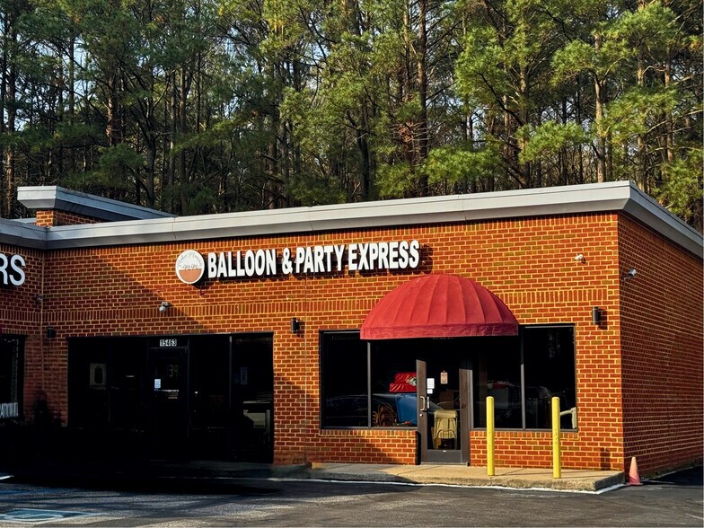 Primary Photo Of 15463 Warwick Blvd, Newport News General Retail For Lease