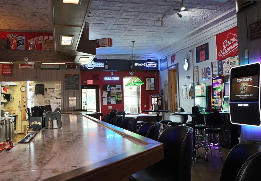 More Photos Of 308 S Main St, Blanchardville Storefront Retail Residential For Sale