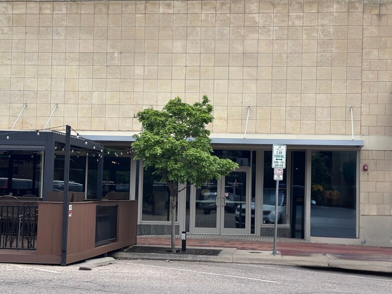 Primary Photo Of 320 Poyntz Ave, Manhattan General Retail For Lease