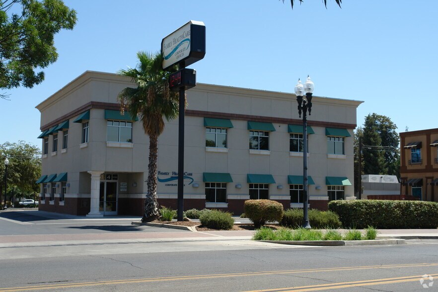 More Photos Of 314 N Main St, Porterville Medical For Sale