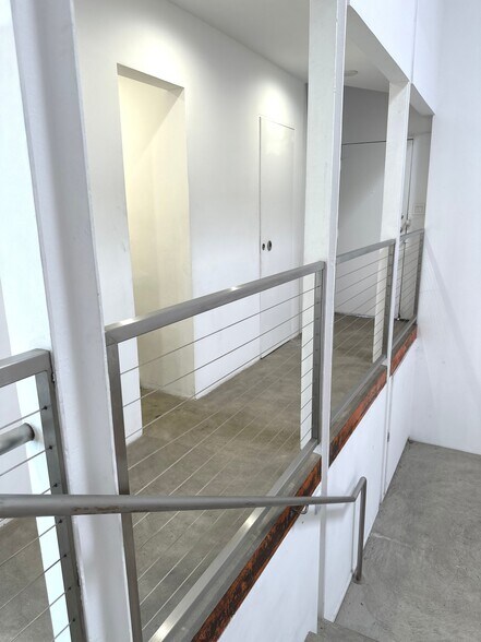 More Photos Of 2600 S La Cienega Blvd, Los Angeles Storefront Retail Office For Lease