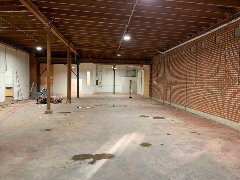 More Photos Of 3436-3442 E 14th St, Los Angeles Manufacturing For Sale