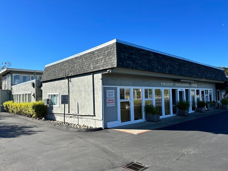 More Photos Of 5643 Paradise Dr, Corte Madera Freestanding For Lease