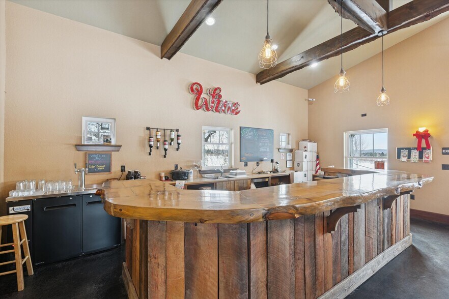 More Photos Of 8370 Lakeview Rd, Alanson Winery Vineyard For Sale