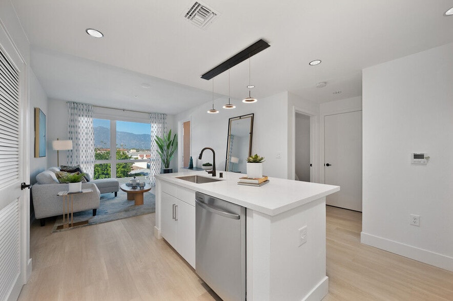More Photos Of 5570 Rosemead Blvd, Temple City Apartments For Lease