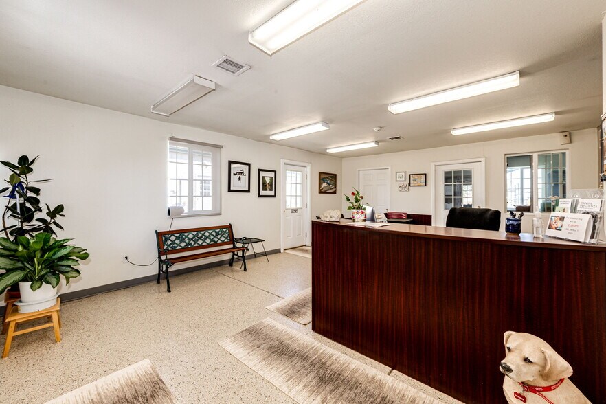 More Photos Of 7673 County Road 6, Brighton Veterinarian Kennel For Sale