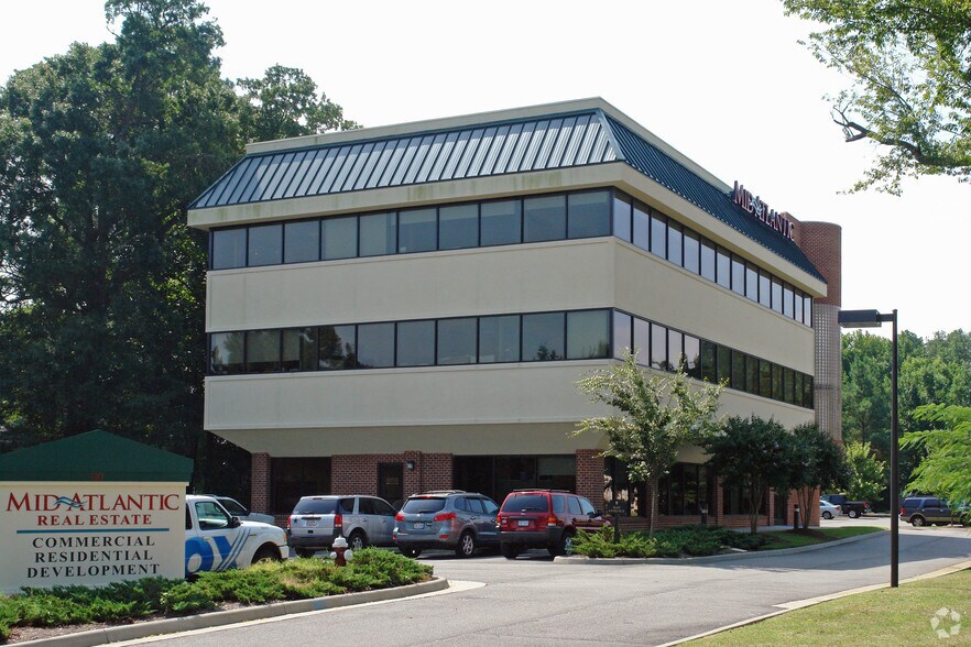 More Photos Of 110 Mid Atlantic Pl, Yorktown Office For Lease