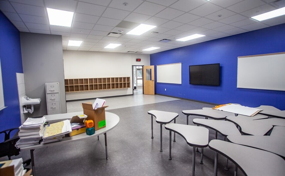 More Photos Of 12707 Cullen Blvd, Houston Schools For Sale