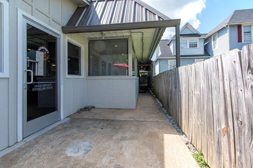 More Photos Of 269 Valley River Ave, Murphy General Retail For Sale