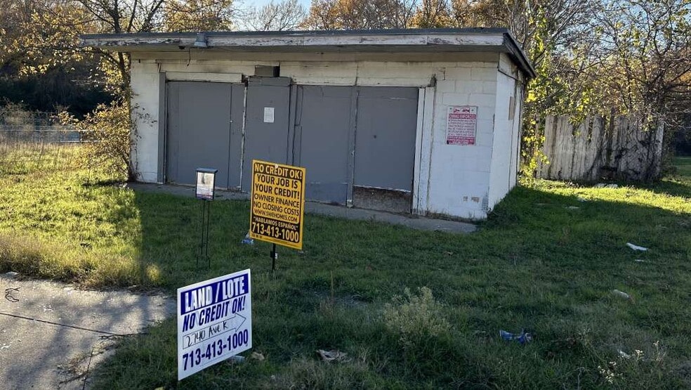 More Photos Of 2740 Avenue K, Fort Worth Industrial For Sale