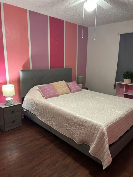 More Photos Of 2917-2919 Ashley St, Houston Apartments For Sale