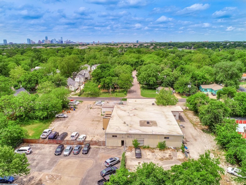 More Photos Of 1135 Gunter St, Austin Flex For Sale