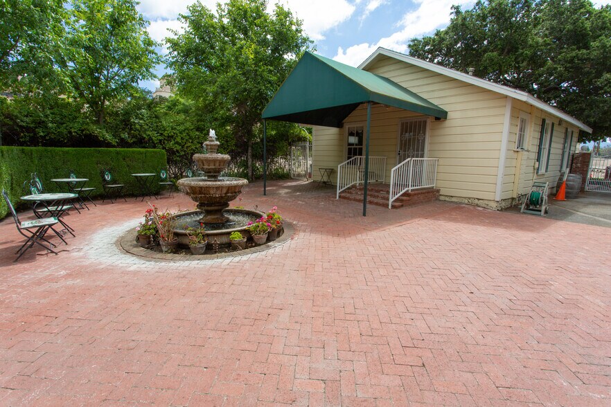 More Photos Of 41955 Main St, Temecula Freestanding For Sale