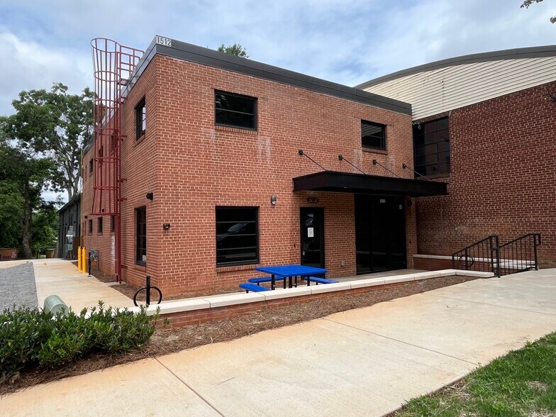Primary Photo Of 1512 Southwood Ave, Charlotte Storefront Retail Office For Lease
