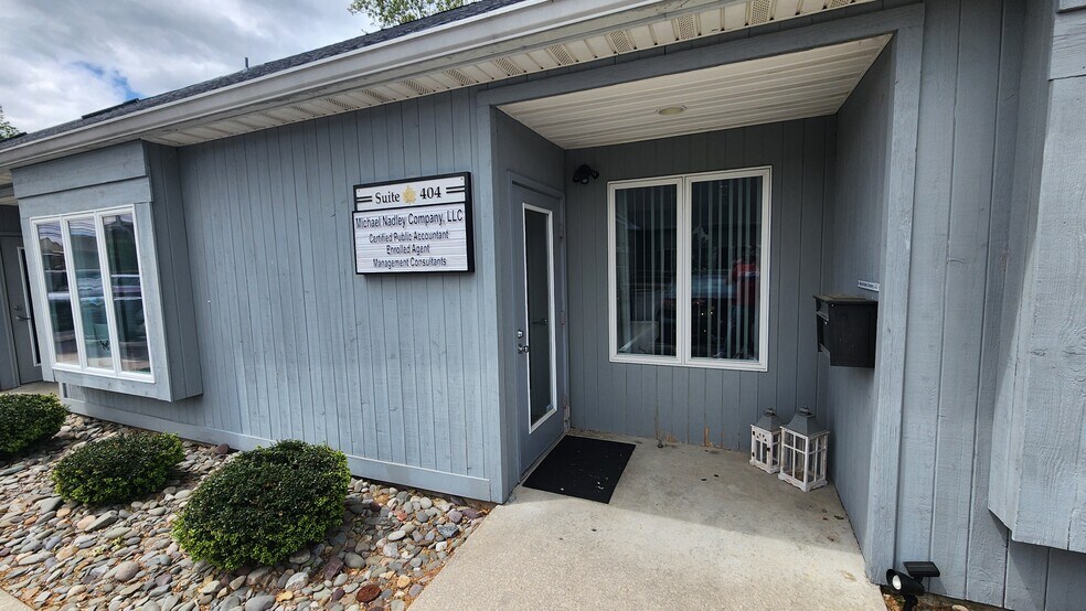 More Photos Of 901 Route 168, Turnersville Office For Lease