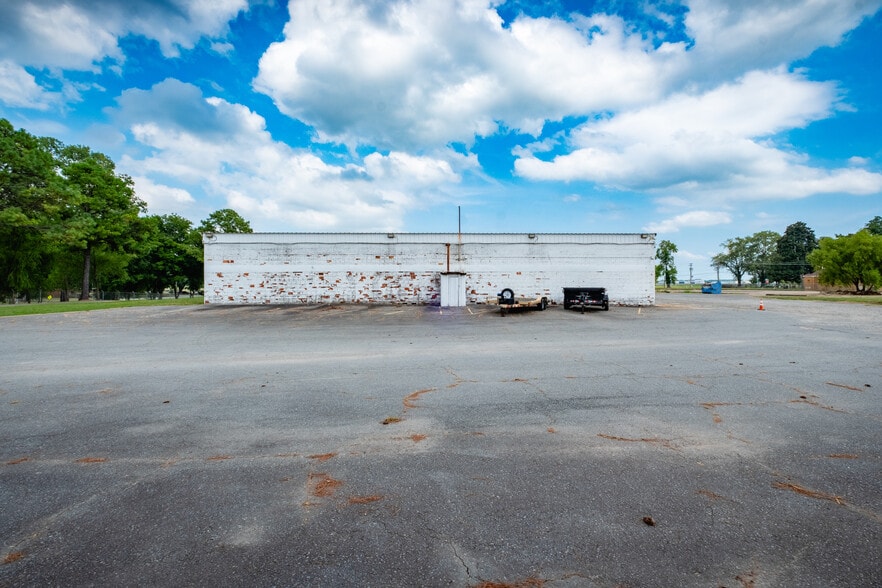 More Photos Of 714 Calhoun St, Little Rock Industrial For Sale