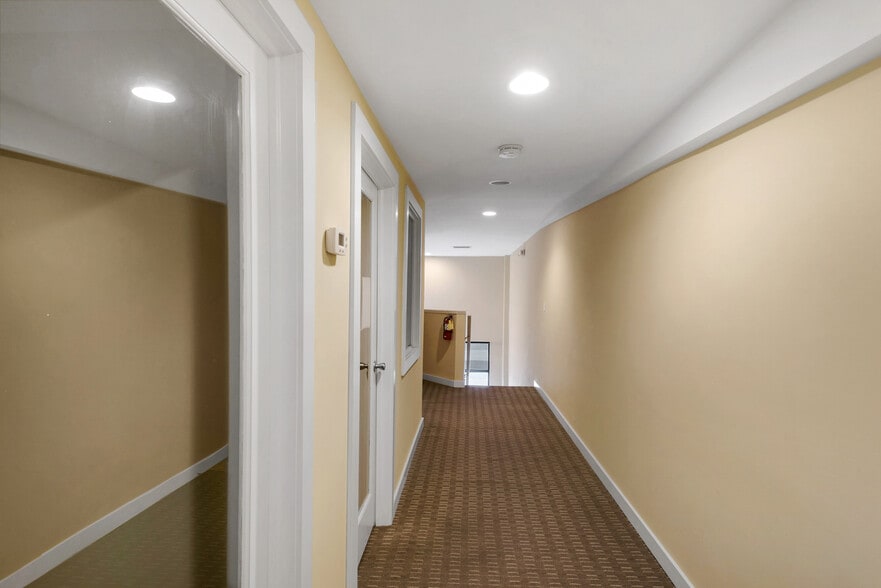 More Photos Of 12889 Emerald Coast Pky, Miramar Beach General Retail For Sale
