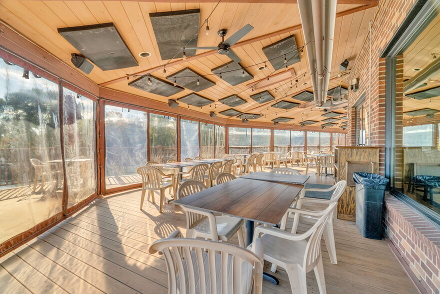 More Photos Of 119 Clinton Ave, Saint Clair Restaurant For Sale