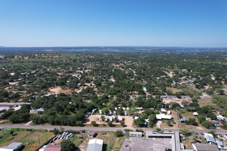 More Photos Of 1206 Churchill Dr, Granite Shoals Trailer Camper Park For Sale