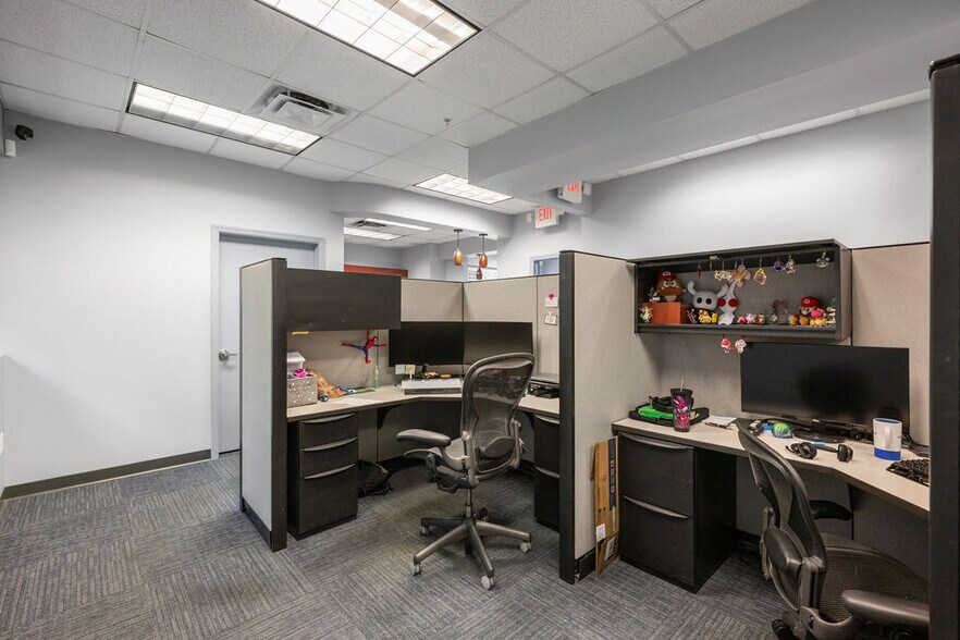 More Photos Of 2666 Maguire Rd, Ocoee Medical For Lease