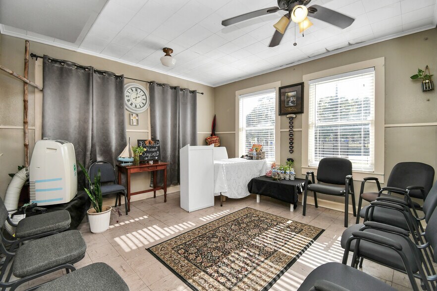 More Photos Of 2728 Kentucky St, Baytown Religious Facility For Sale