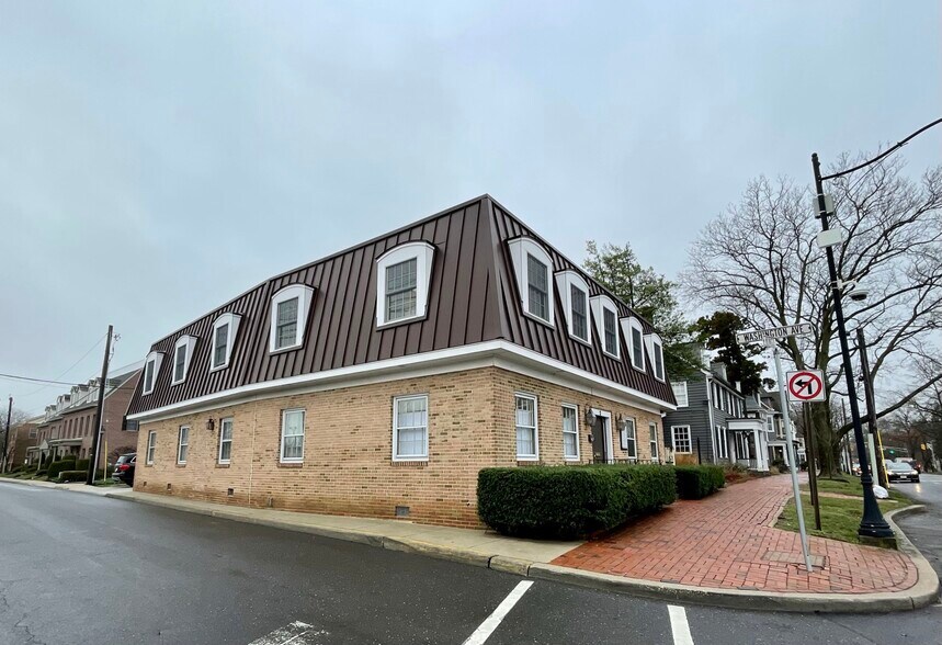 More Photos Of 2 Kings Hwy W, Haddonfield Office For Lease