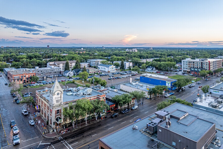 More Photos Of 10505 82 Av NW, Edmonton Storefront For Lease