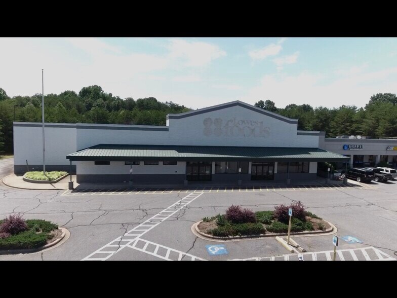 More Photos Of 3027-3035 Centennial Blvd, Claremont Storefront For Lease