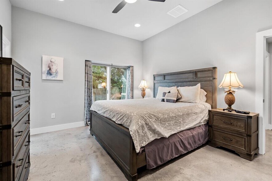 More Photos Of 15924 Stewart Rd, Austin Multifamily For Sale