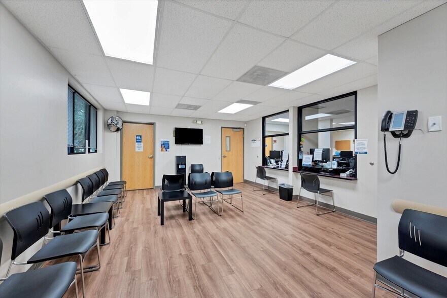 More Photos Of 3515 S Delaware St, Englewood Medical For Sale